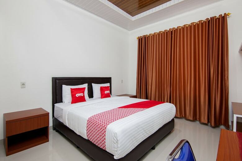 Oyo 1819 Aries Hotel
