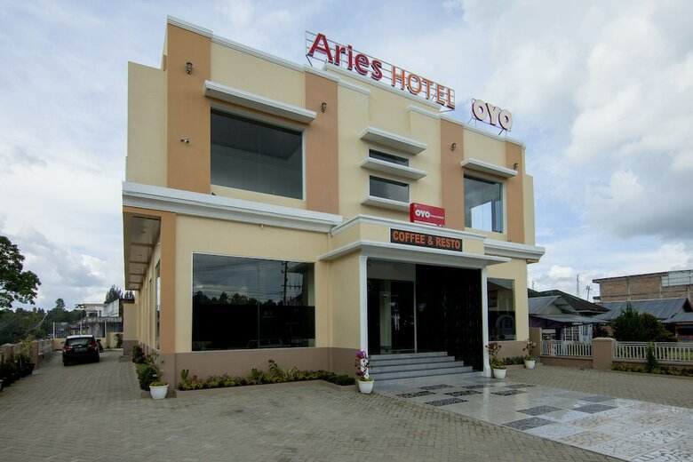 Oyo 1819 Aries Hotel