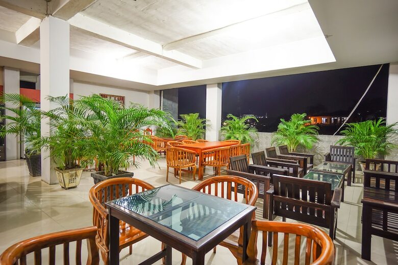 Hotel Oyo 1545 Bs Residence