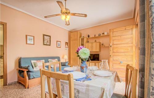 Two-bedroom Holiday Home In Santa Pola
