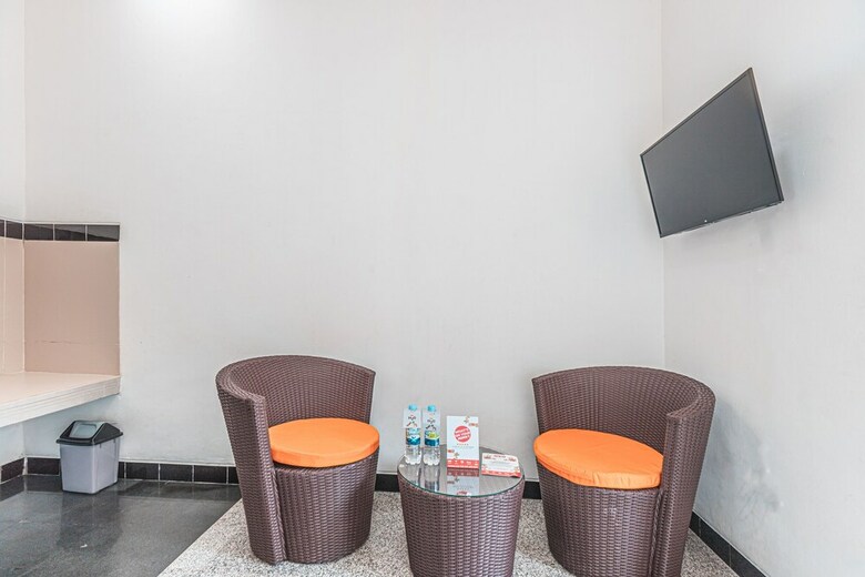 Hostal Oyo 1742 Safa Alya