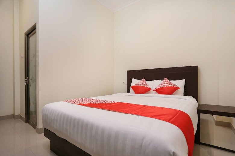 Hotel Oyo 1626 Alena Residence