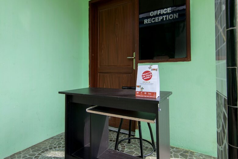 Hostal Oyo 1701 Bagus Inn