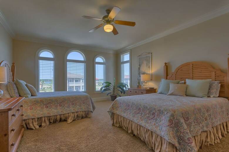 Beach Dream By Meyer Vacation Rentals