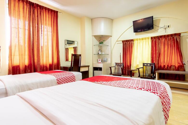 Hostal Capital O 2023 Medan Ville Hotel