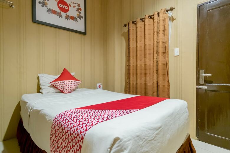 Hostal Capital O 2023 Medan Ville Hotel