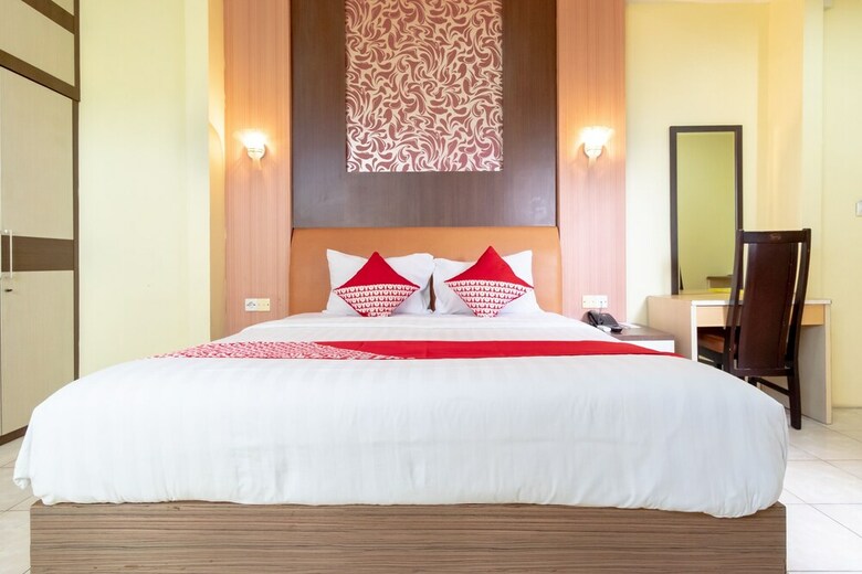 Hostal Capital O 2023 Medan Ville Hotel