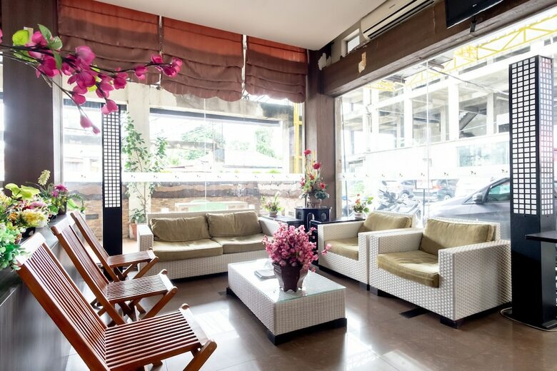 Hostal Capital O 2023 Medan Ville Hotel