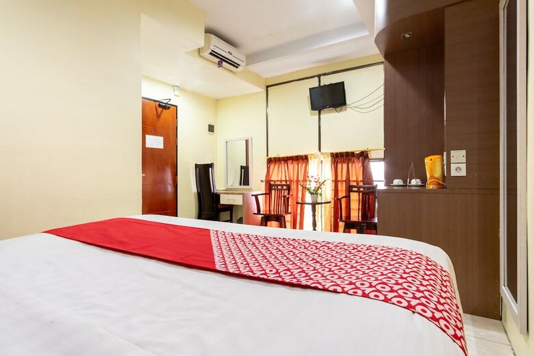 Hostal Capital O 2023 Medan Ville Hotel