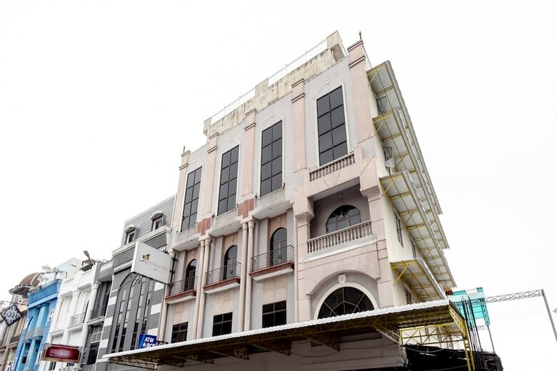 Hostal Capital O 2023 Medan Ville Hotel