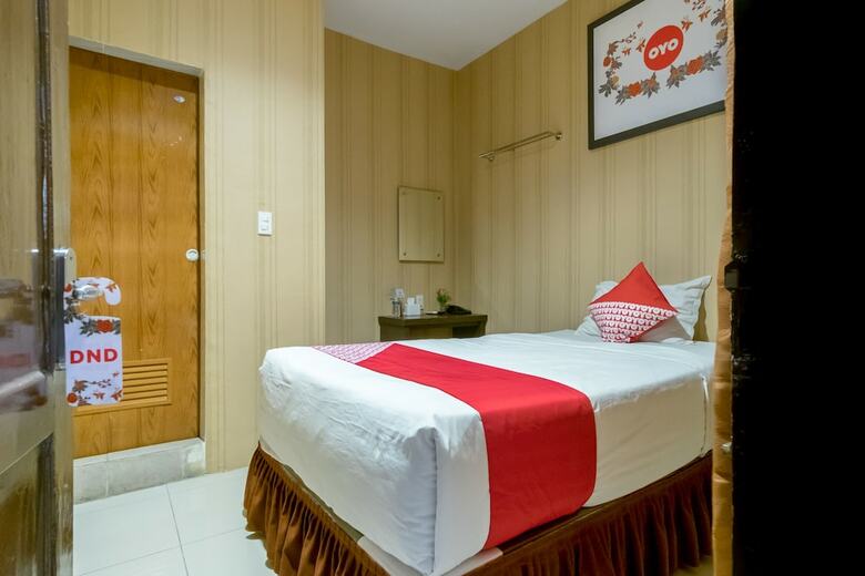 Hostal Capital O 2023 Medan Ville Hotel