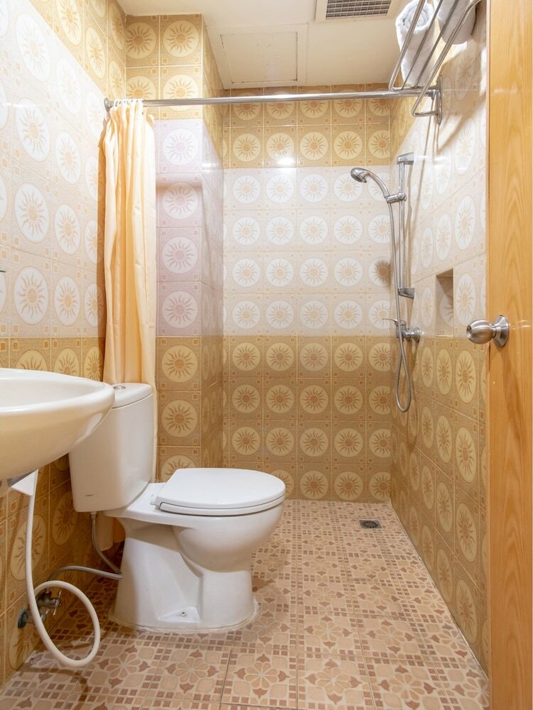 Hostal Capital O 2023 Medan Ville Hotel