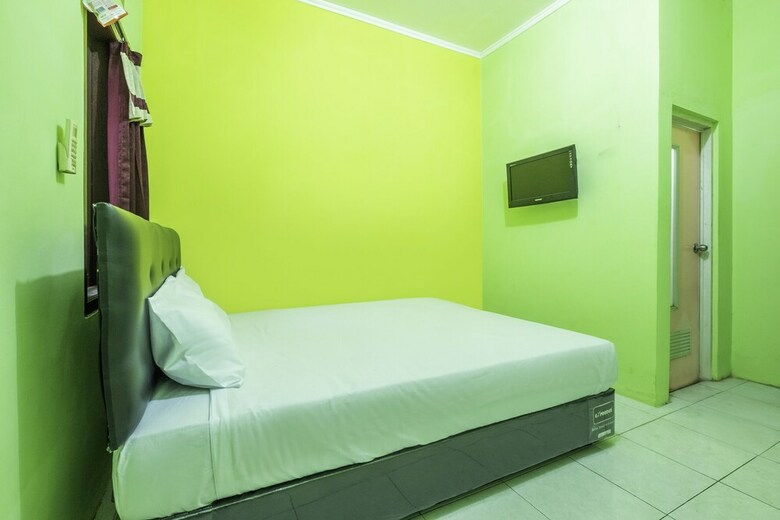 Hostal Spot On 1708 Homestay Anyelir Syariah