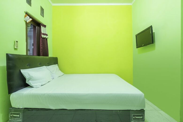 Hostal Spot On 1708 Homestay Anyelir Syariah
