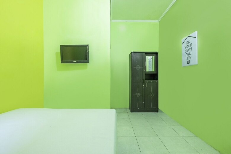 Hostal Spot On 1708 Homestay Anyelir Syariah