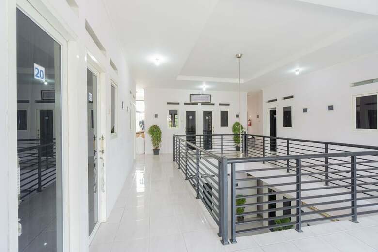 Hotel Oyo 1941 Aaa Residence Syariah