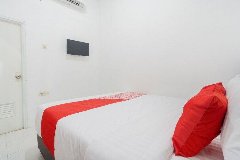 Hotel Oyo 1941 Aaa Residence Syariah
