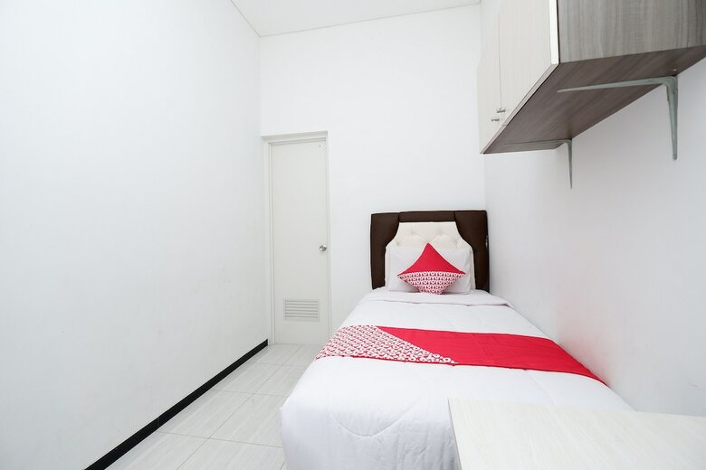 Hostal Oyo 1884 Sunshine Hostel