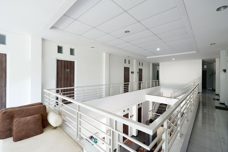 Hostal Oyo 1884 Sunshine Hostel