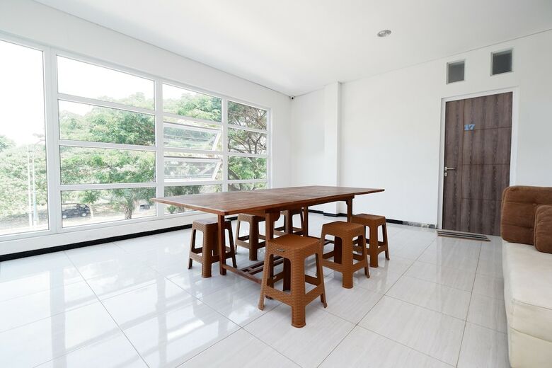 Hostal Oyo 1884 Sunshine Hostel