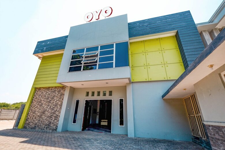 Hostal Oyo 1884 Sunshine Hostel