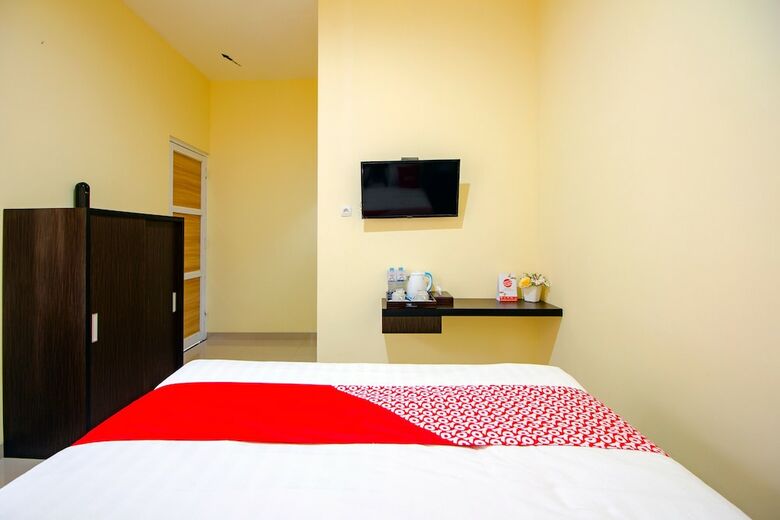 Hotel Oyo 2010 Dalem Jongke Homestay