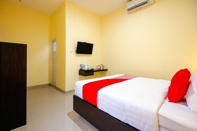 Hotel Oyo 2010 Dalem Jongke Homestay