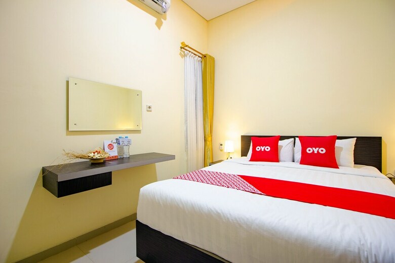 Hotel Oyo 2010 Dalem Jongke Homestay