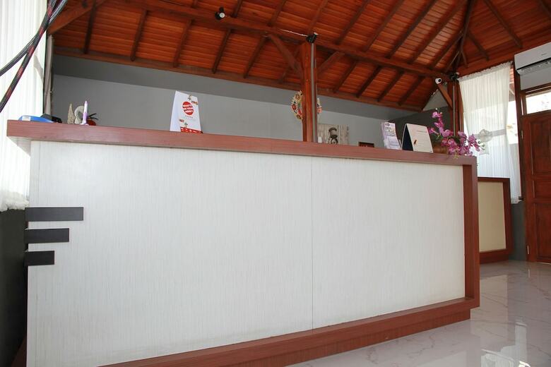 Oyo 1656 Parama Su Hotel