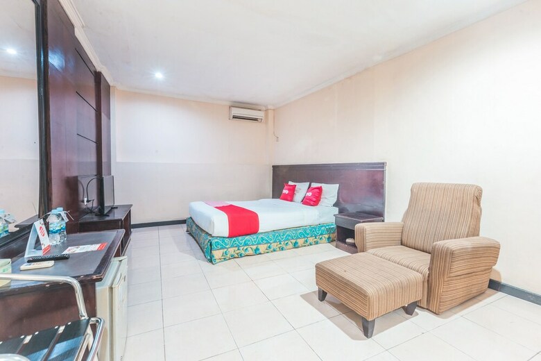 Hotel Oyo 1383 Taman Cibinong 2