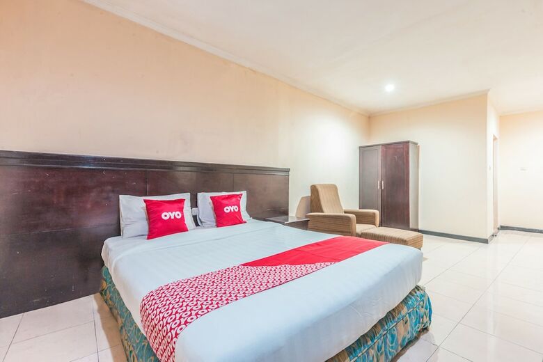 Hotel Oyo 1383 Taman Cibinong 2