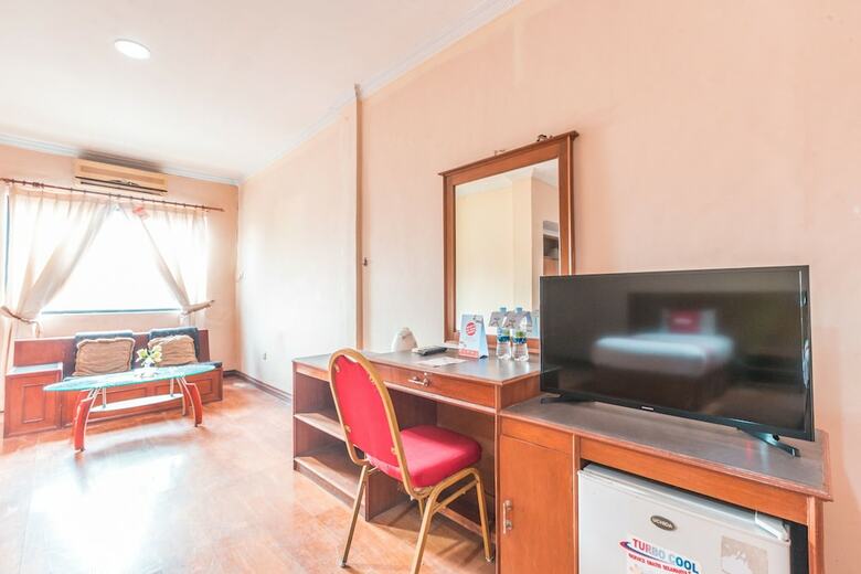 Hotel Oyo 1383 Taman Cibinong 2