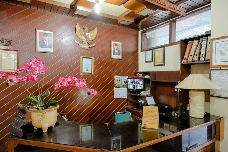 Hostal Spot On 1761 Hotel Dirgahayu