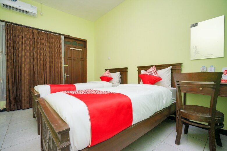 Hotel Oyo 1639 Penginapan Anggrek Syariah 1
