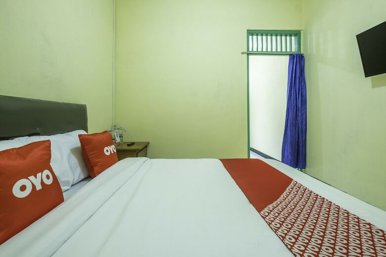 Hostal Oyo 1750 Lourdes