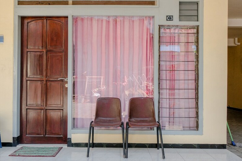 Hotel Oyo 1289 Cbr Residence
