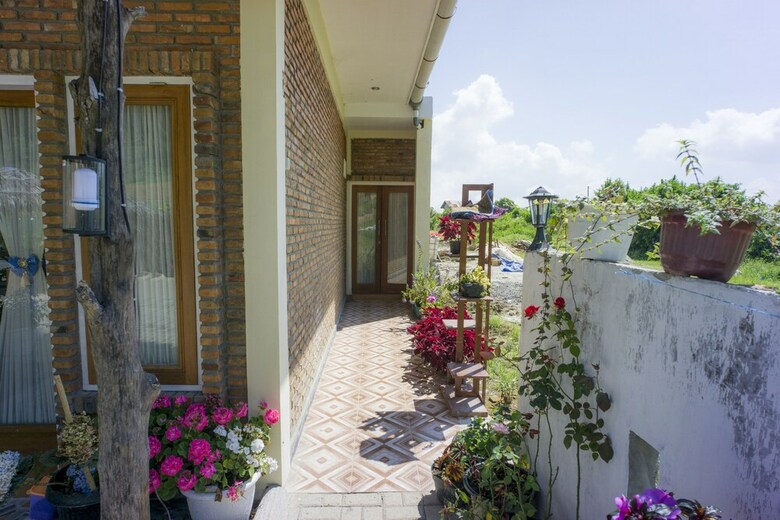 Hostal Oyo 1696 Sapo Rumbia