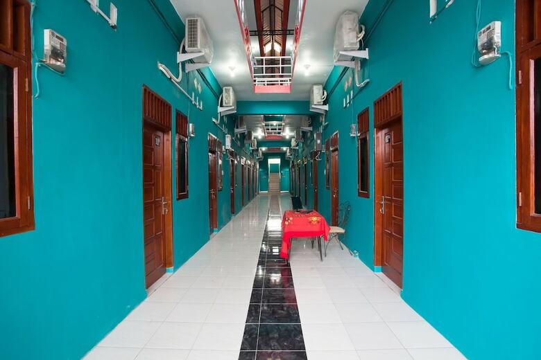 Hostal Oyo 1978 Pondok Indah Residence