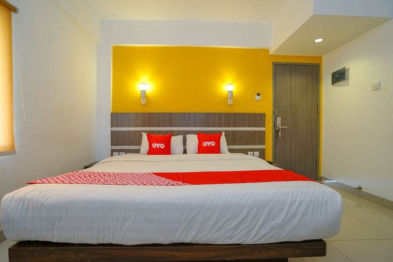 Hostal Oyo 1727 Hotel 929