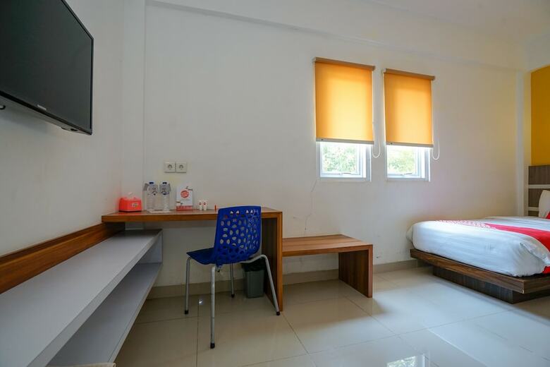 Hostal Oyo 1727 Hotel 929