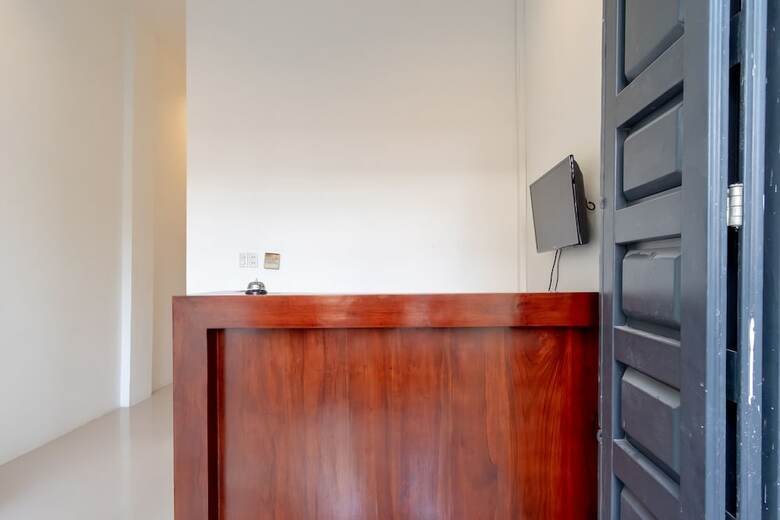 Hostal Oyo 1377 Os Residence
