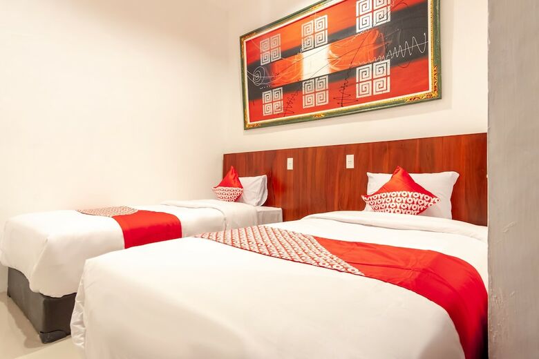 Hostal Oyo 1377 Os Residence