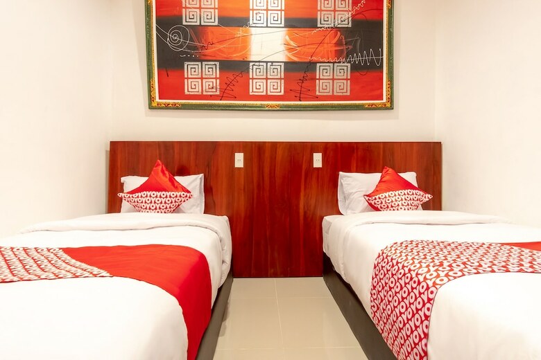 Hostal Oyo 1377 Os Residence