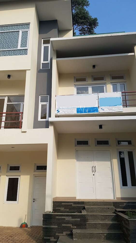 Hostal Oyo 2115 Punclut Residence