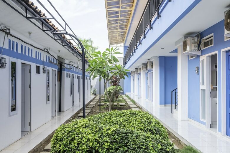 Hotel Oyo 2099 Hz Residence