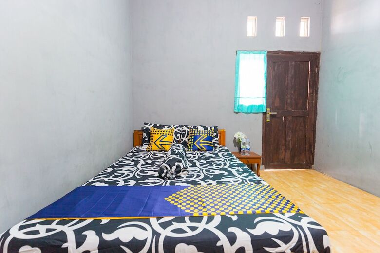 Hostal Spot On 1746 Putri Kuning Residence