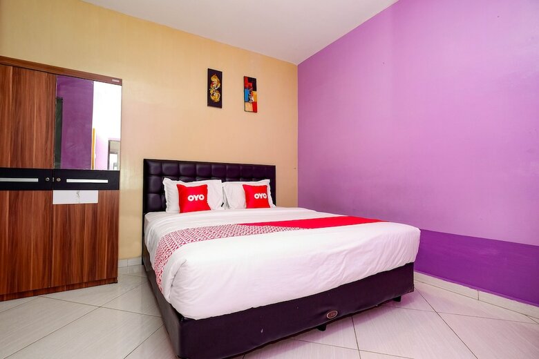 Hostal Oyo 2095 Wisma Daun