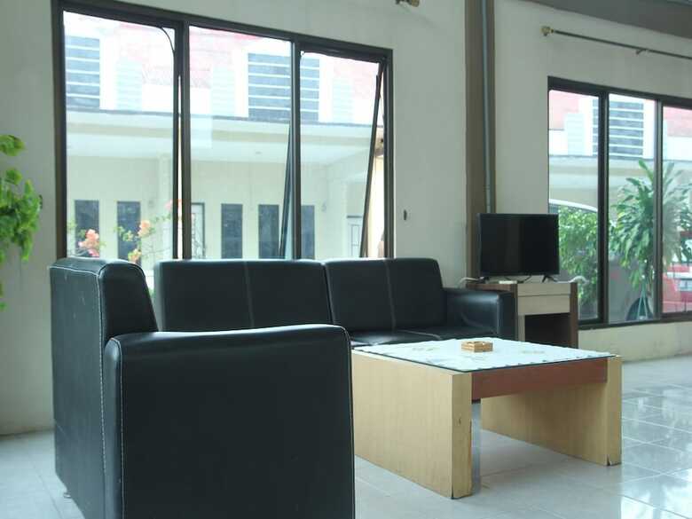 Oyo 2146 Hotel St 12
