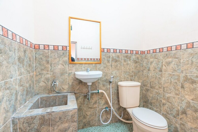 Hostal Oyo 2137 D'colonel Residence Syariah