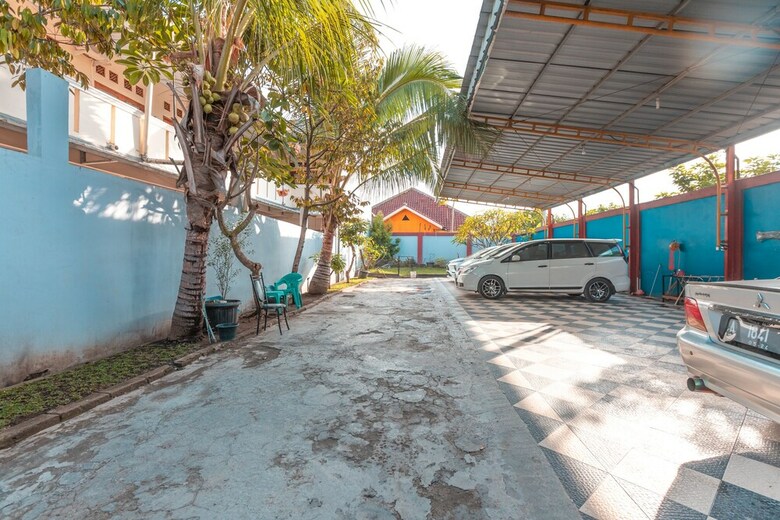 Hostal Oyo 2137 D'colonel Residence Syariah
